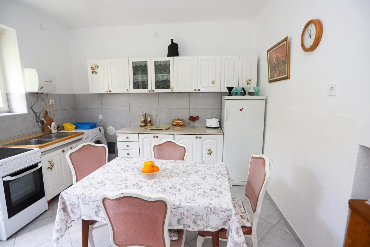 Vila Skala Herceg Novi Exteriör bild