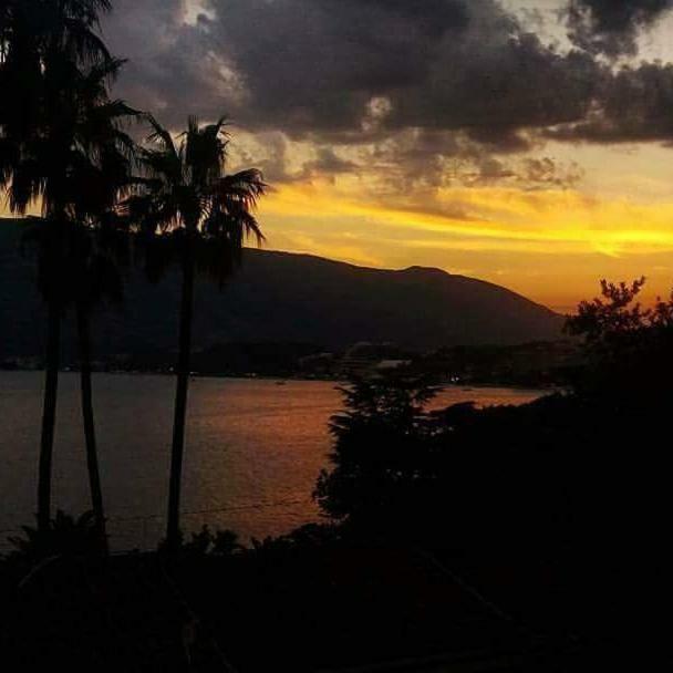 Vila Skala Herceg Novi Exteriör bild